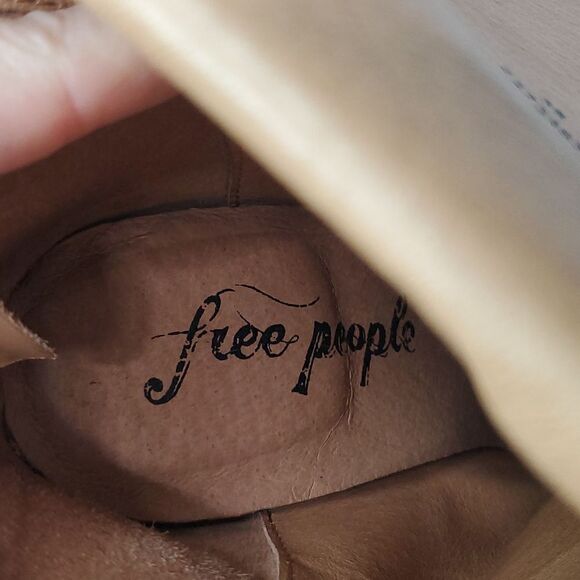 Free People Tan Elle Slouchy Leather Block Heel Boot Size 38 (7.5) - Picture 13 of 15